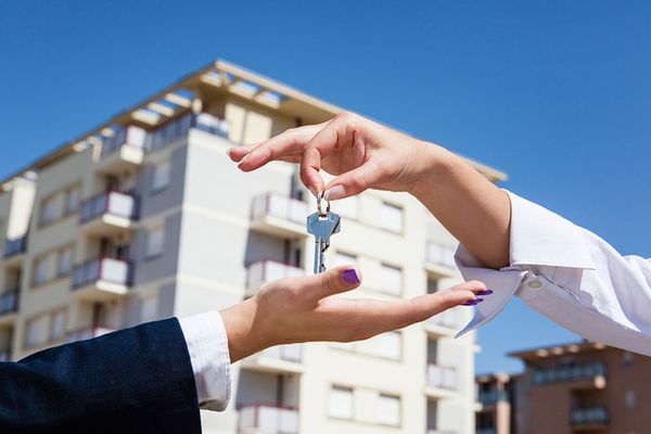 Как безопасно продать квартиру на вторичном рынке